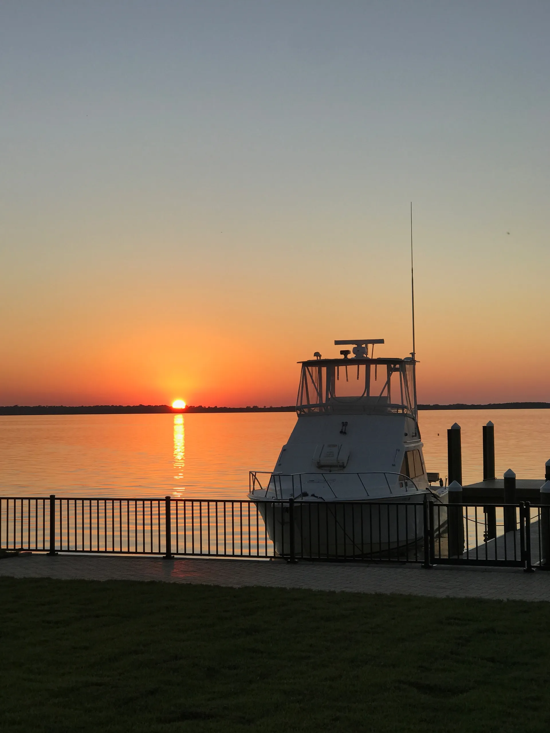 Cabo Yachts 35 Flybridge in Dunedin, FL — photo 7