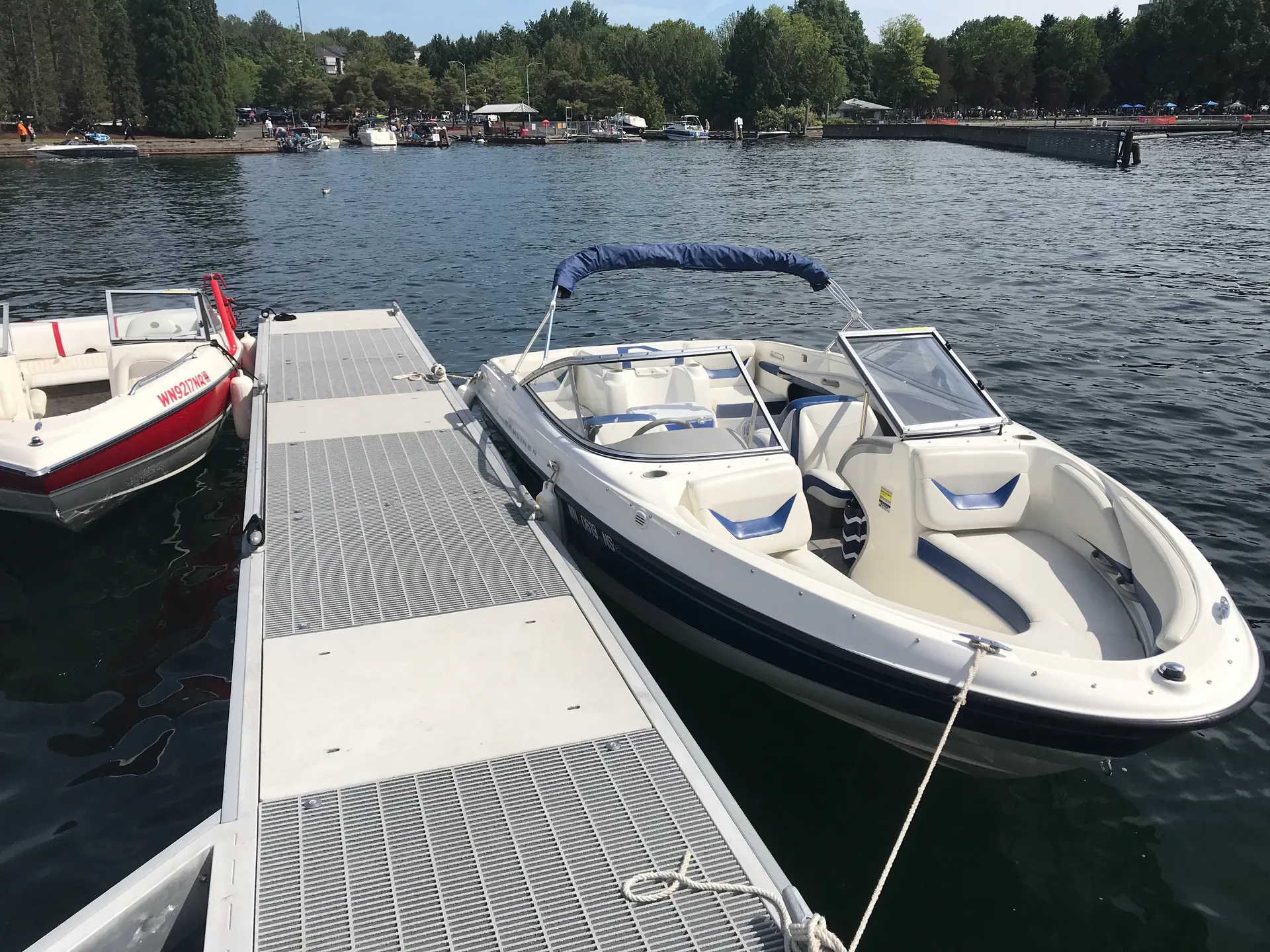 Bayliner 205 BR  in Lake Stevens, WA — photo 3