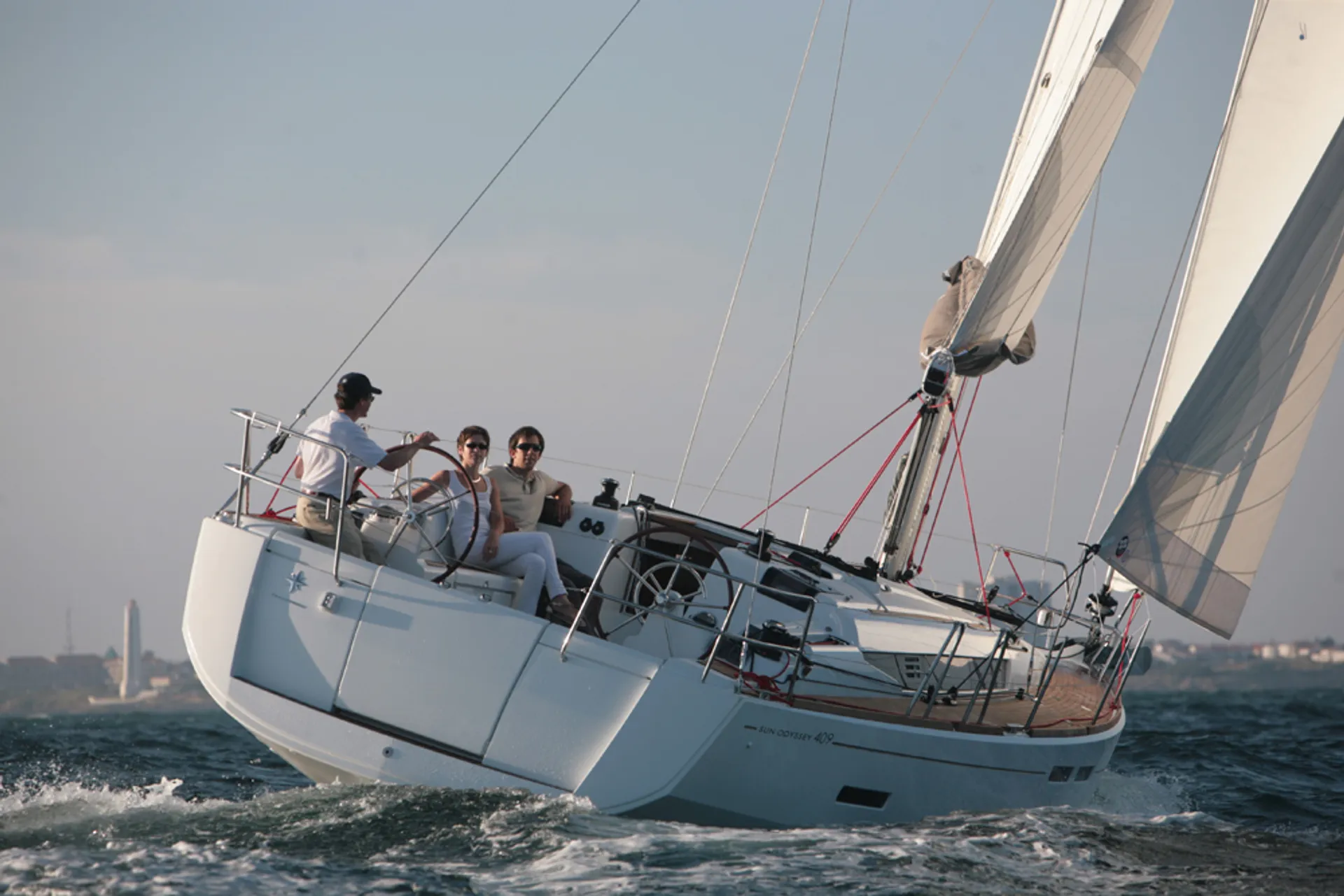 Jeanneau Sailboats Sun Odyssey 42i in Chicago, IL — photo 2