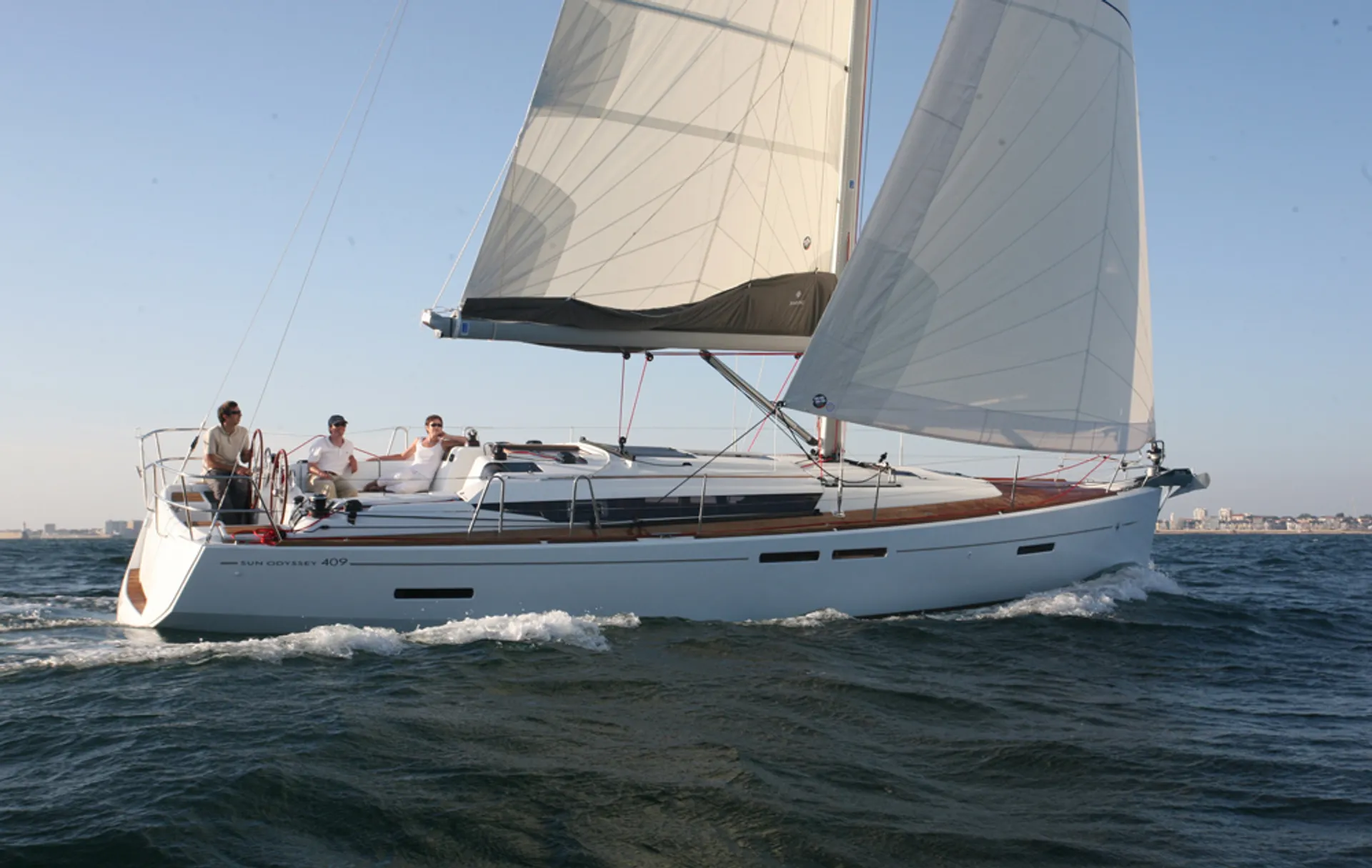 Jeanneau Sailboats Sun Odyssey 42i in Chicago, IL — photo 3