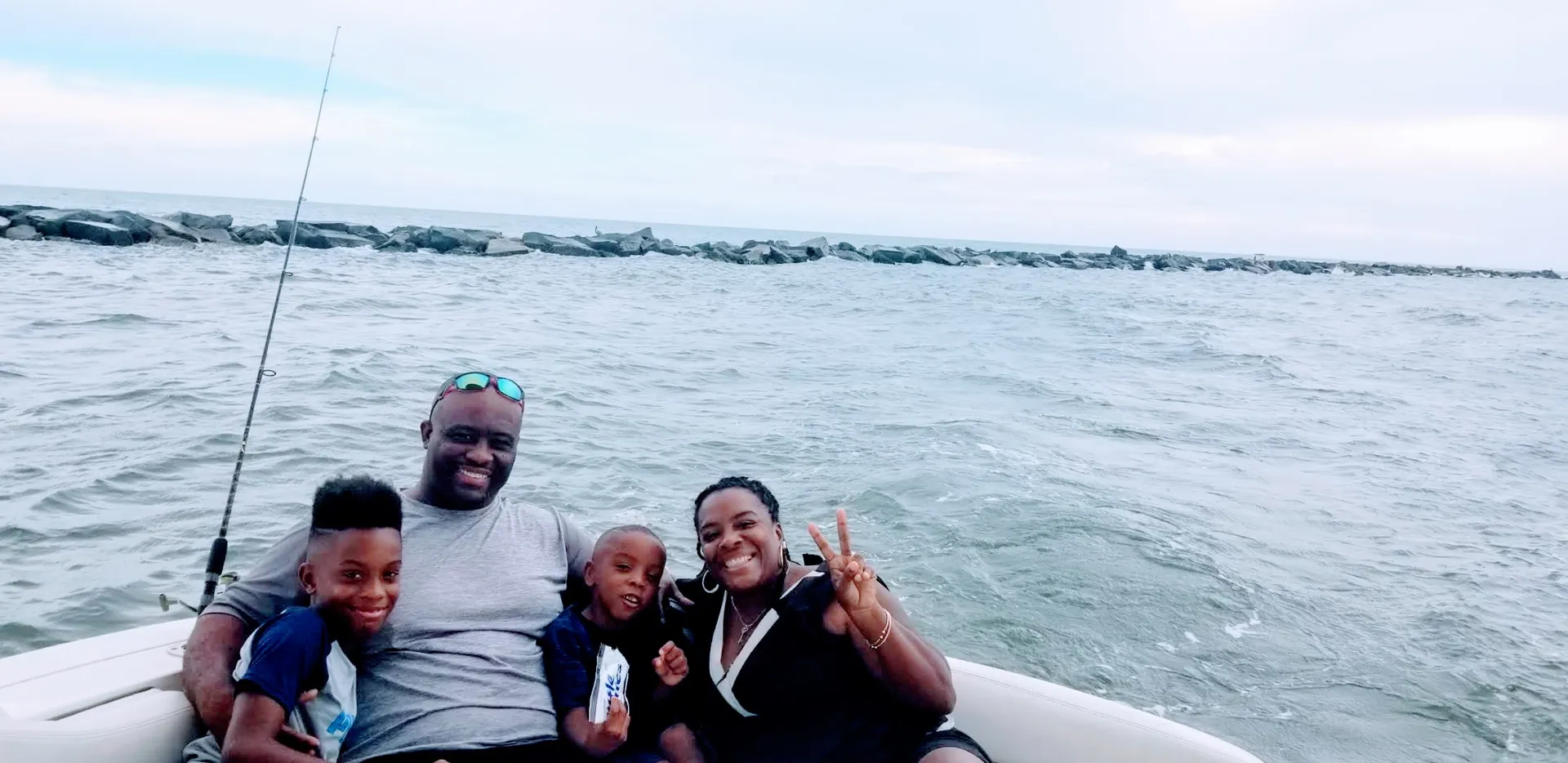 Charter this 36' Sea Ray Sport Yacht Today!