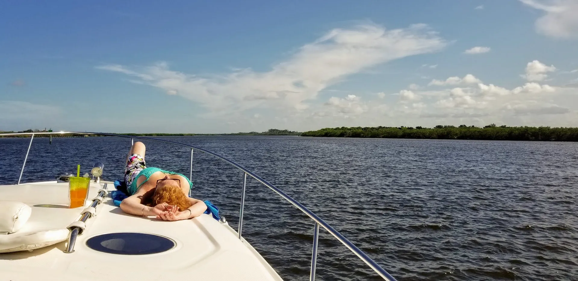 Charter this 36' Sea Ray Sport Yacht Today!