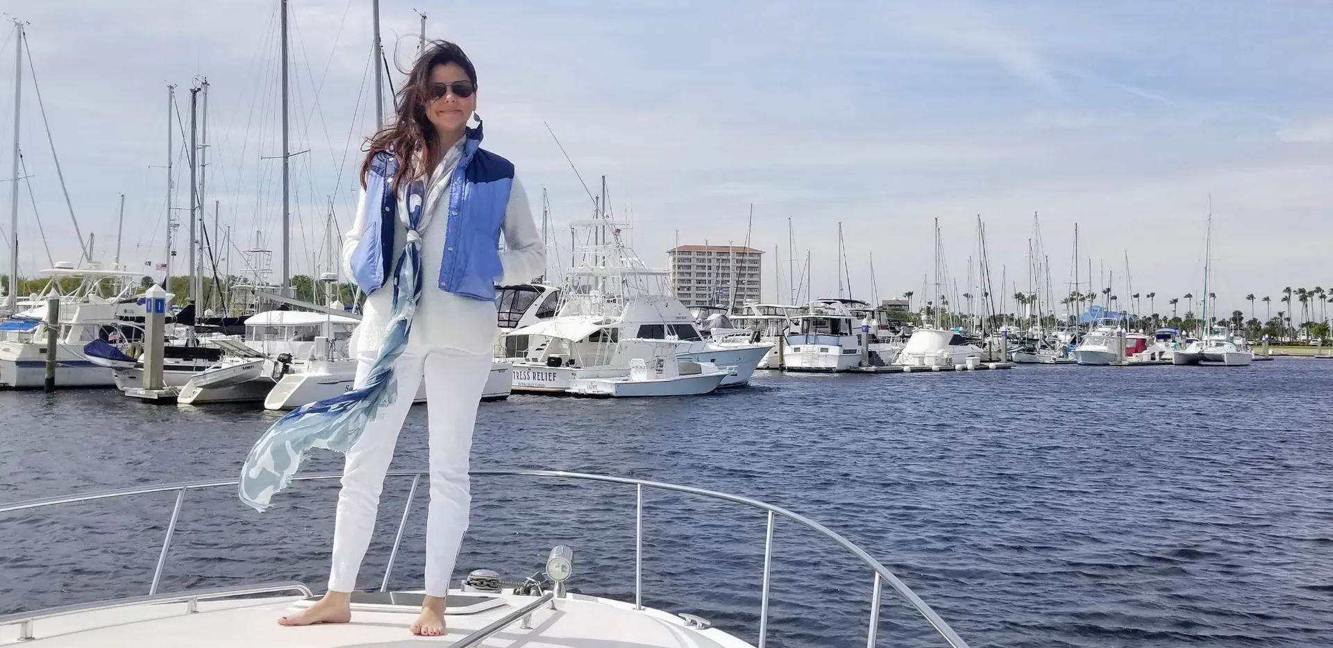 Charter this 36' Sea Ray Sport Yacht Today!