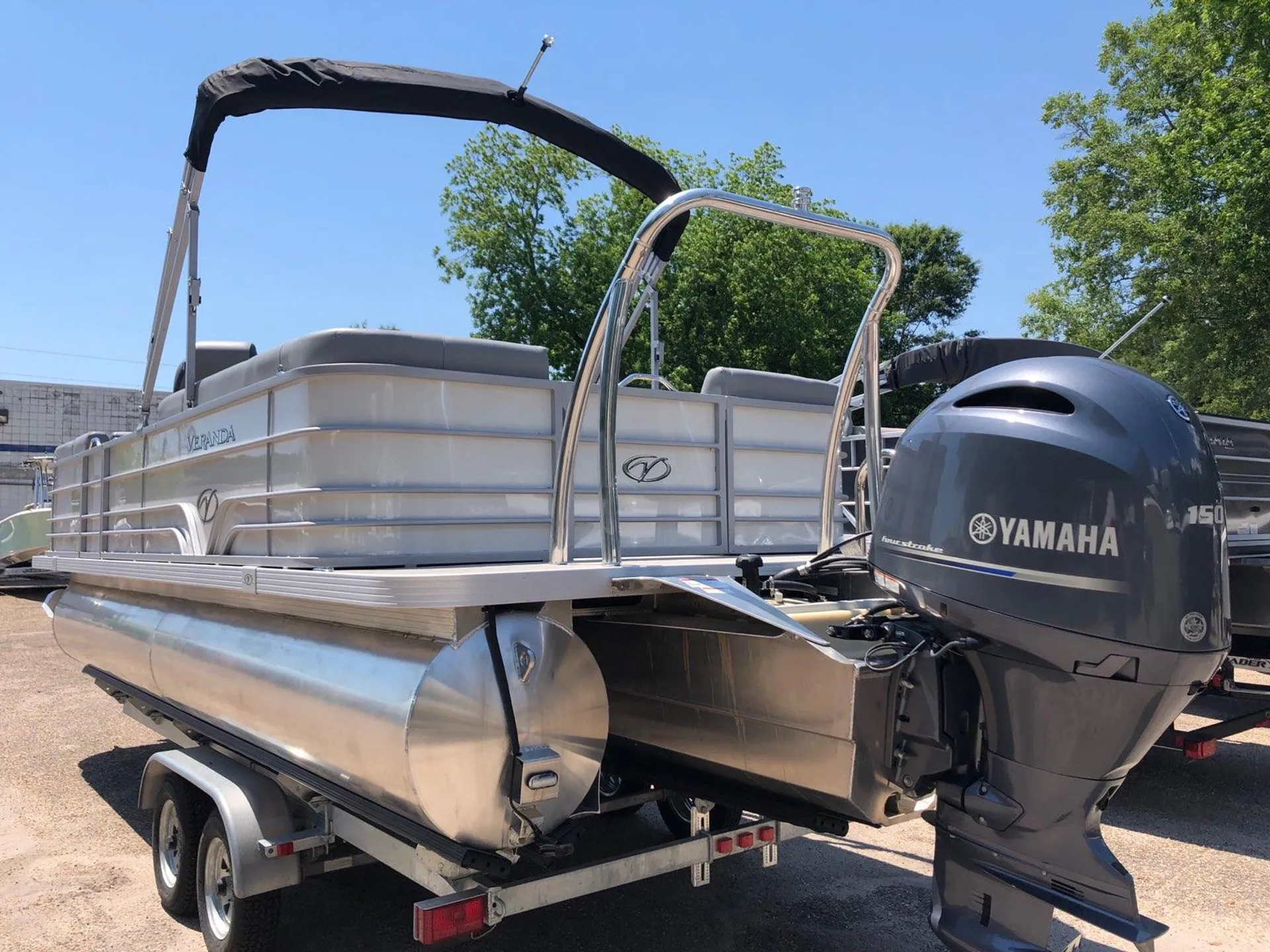 Veranda V2275 w/Triple Toon Perf. Pkg. in Gulf Shores, AL — photo 2