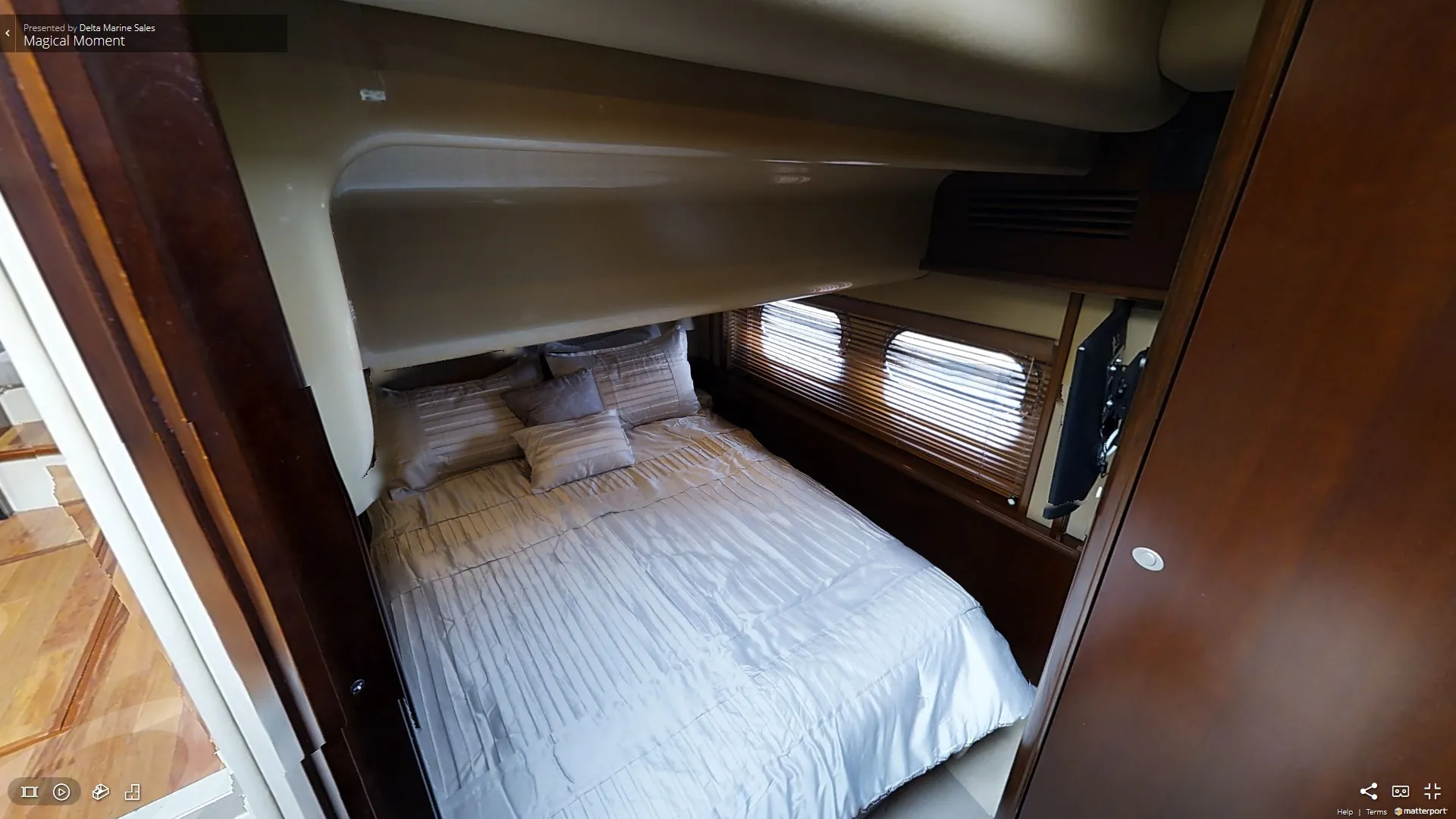 56 Ft Cruises around Manhattan NY and more...