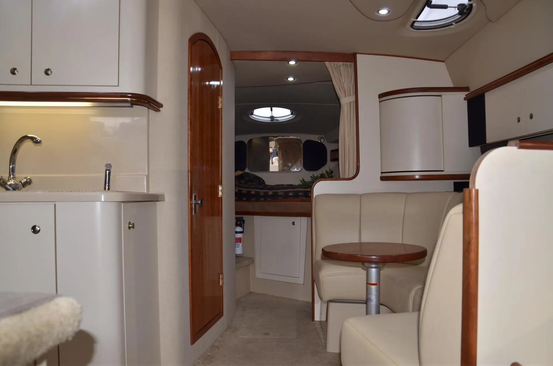 Cruisers Yachts 380 Express in Miami, FL — photo 10