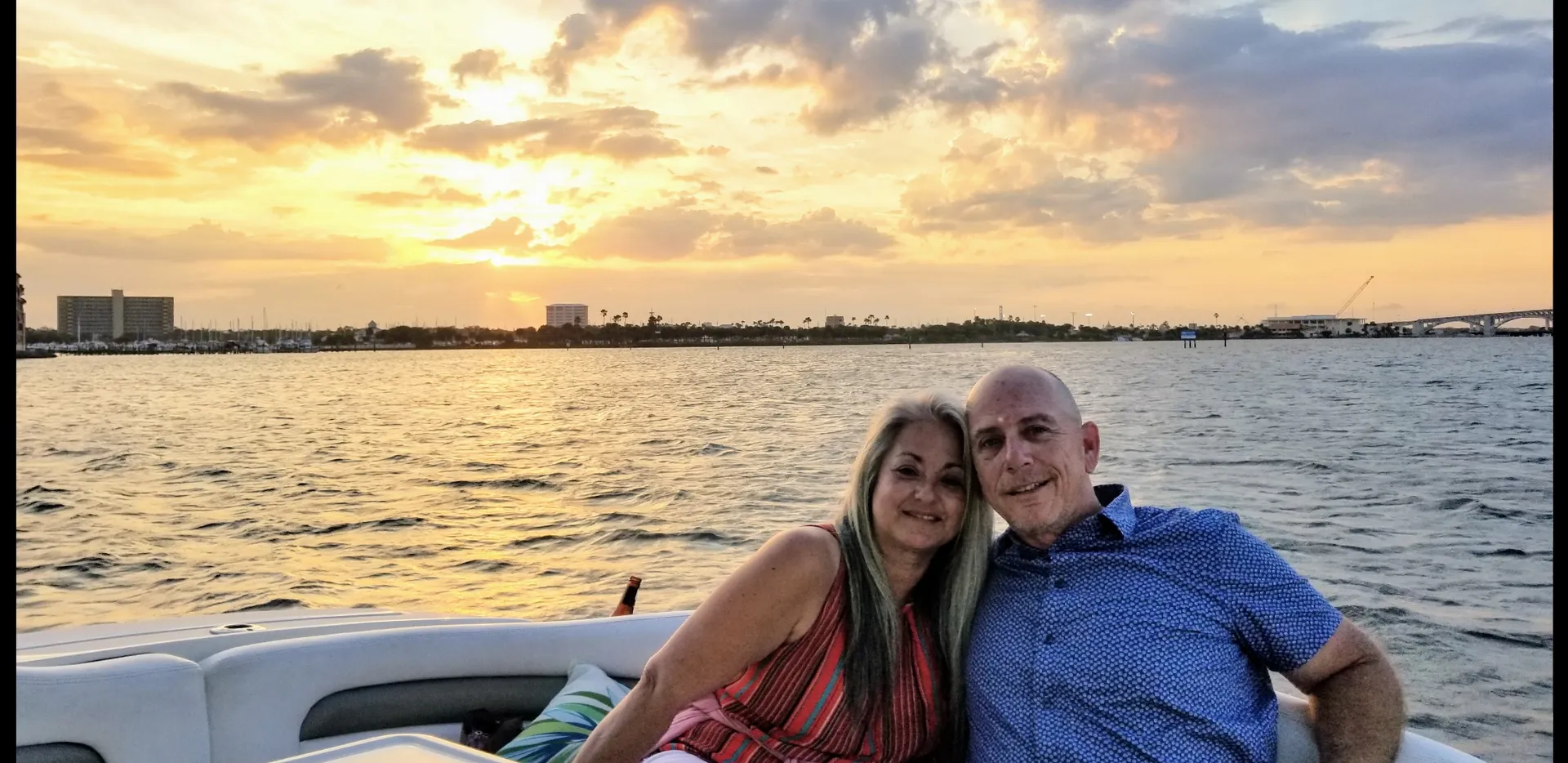 Charter this 36' Sea Ray Sport Yacht Today!