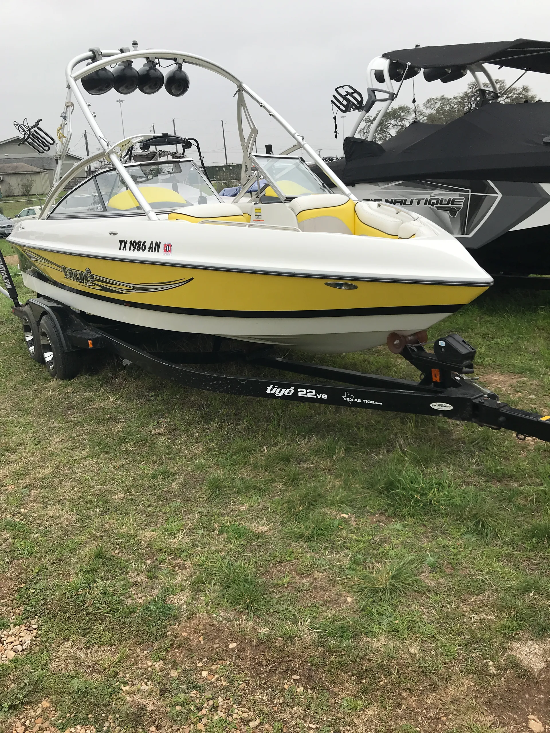 Tige' Boats 22Ve in Austin, TX — photo 5