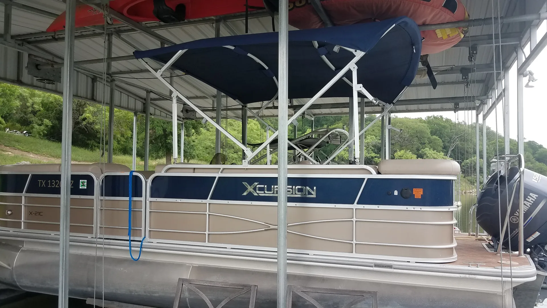Xcursion Pontoon X-21FC X3 Triple Tube in Spicewood, TX — photo 6