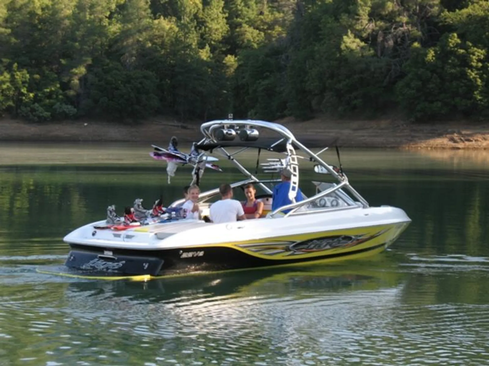 Tige' Boats 22Ve in Austin, TX