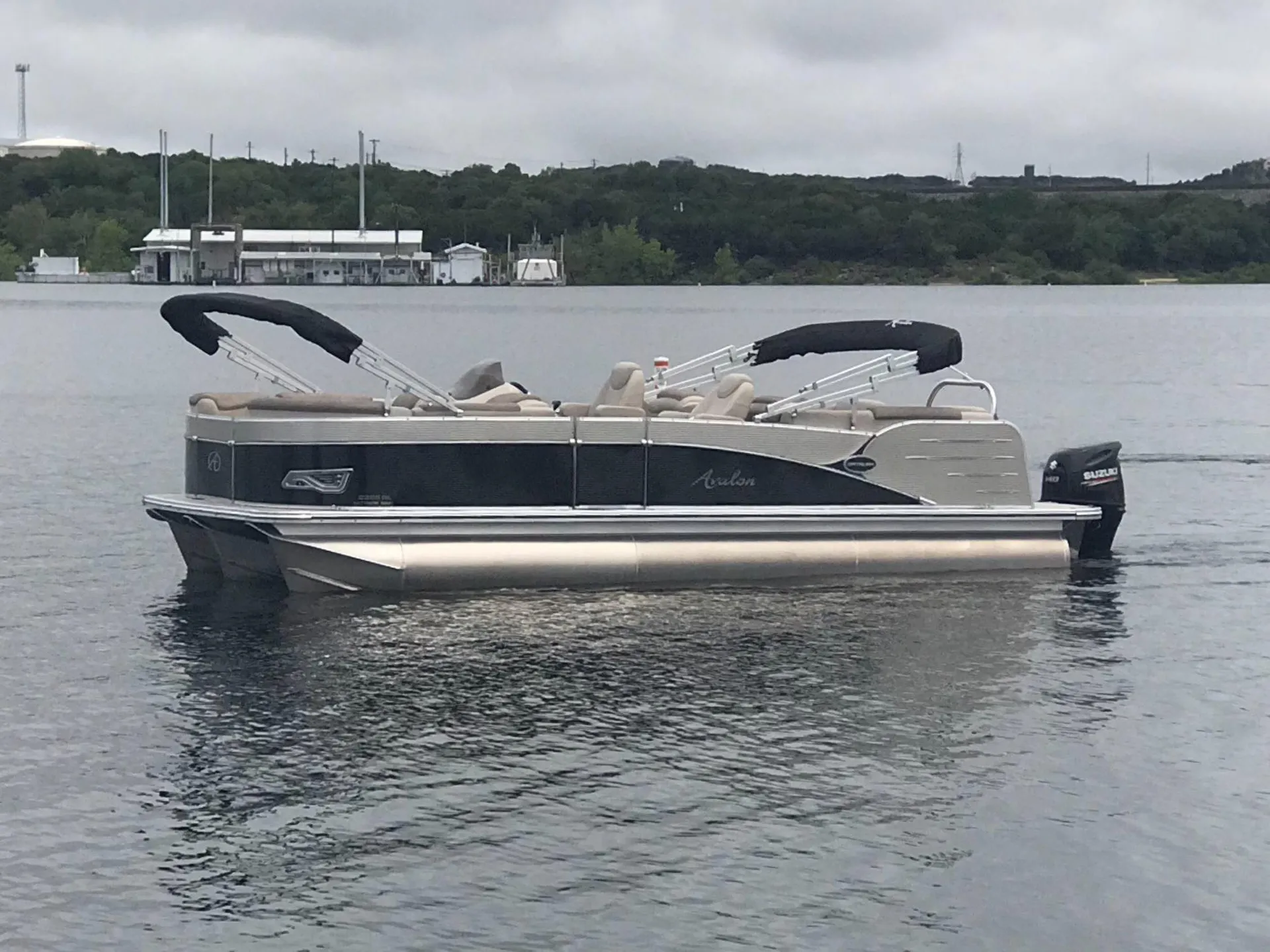 Avalon Pontoons Catalina Quad Lounge-23T in Austin, TX — photo 2