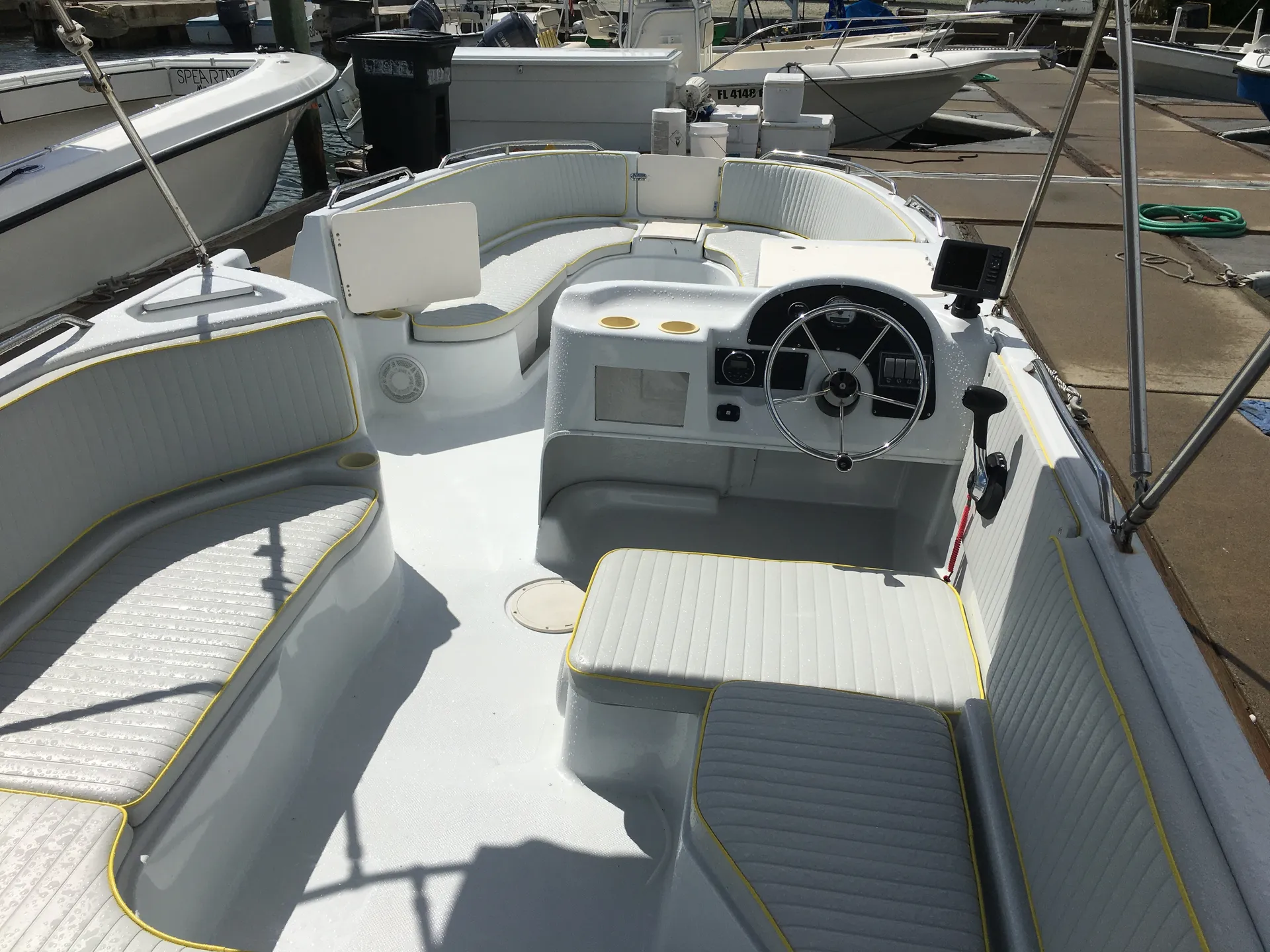 Bayliner Rendezvous 26 in Key West, FL — photo 5