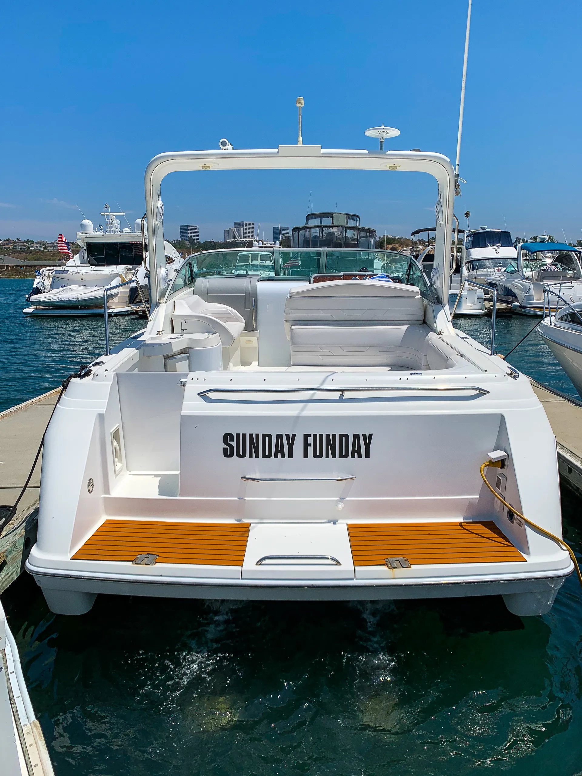 Formula Yachts Evelyn 32 in Newport Beach, CA — photo 2