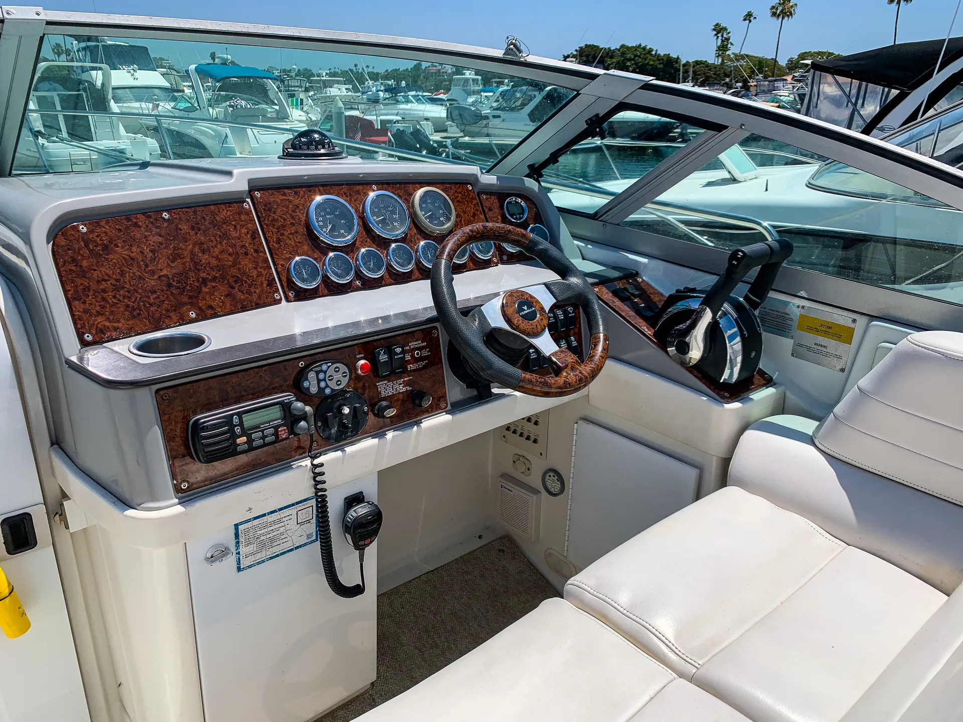 Formula Yachts Evelyn 32 in Newport Beach, CA — photo 4