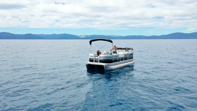 Rent a Lowe Pontoons cruiser in Glenbrook, NV near me