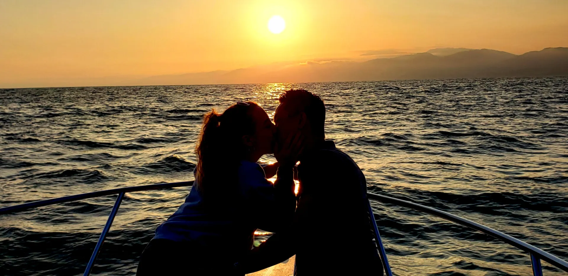  Perfect for 15-18 PASSENGERS!