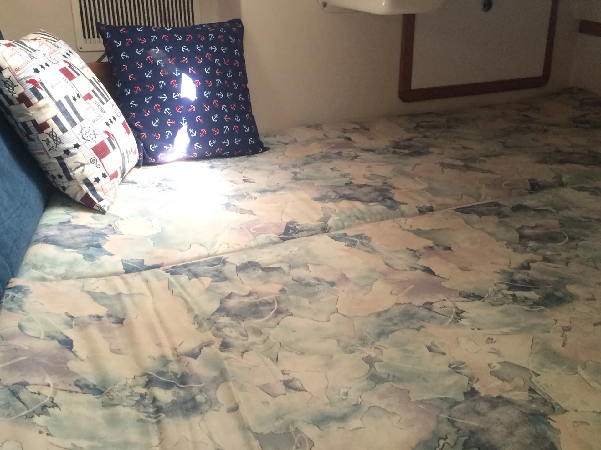 Catalina 320 in Middle River, MD — photo 8