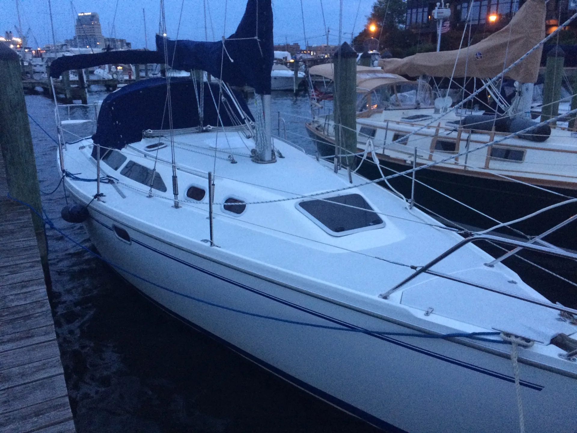 Catalina 320 in Middle River, MD — photo 2