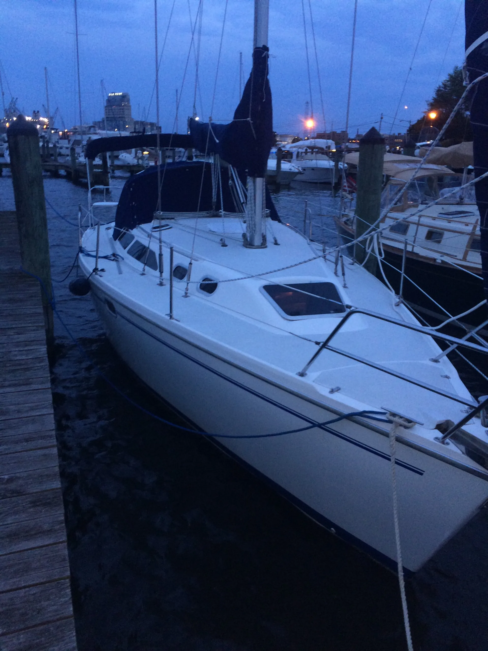 Catalina 320 in Middle River, MD — photo 3