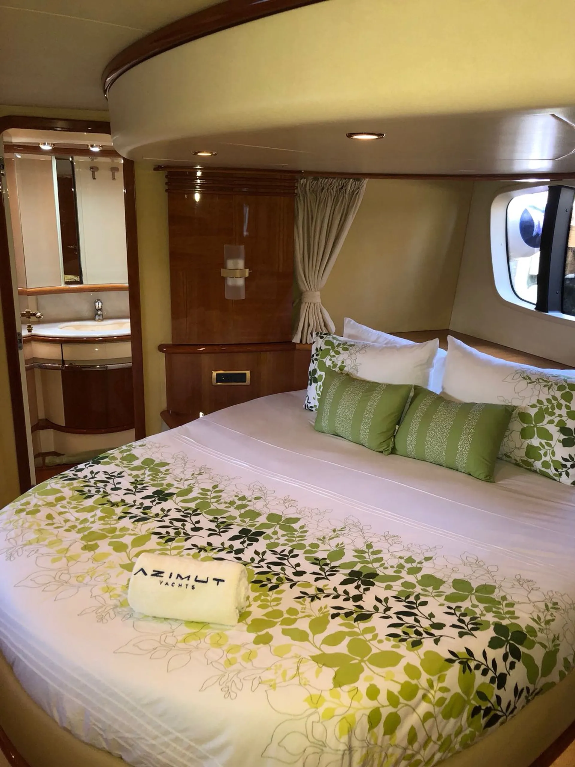 Azimut Yachts 62 in Sunny Isles Beach, FL — photo 7