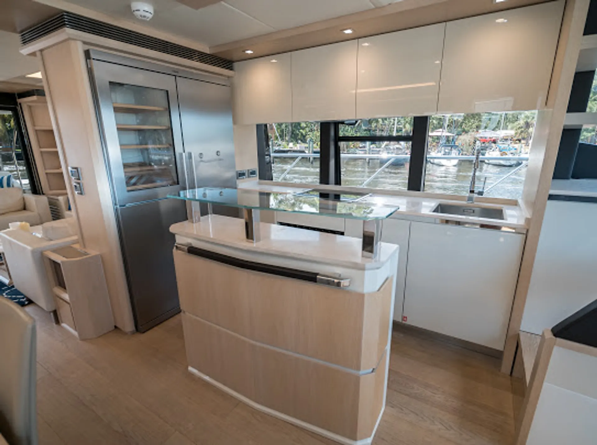 Other 72 Absolute in Miami Beach, FL — photo 5