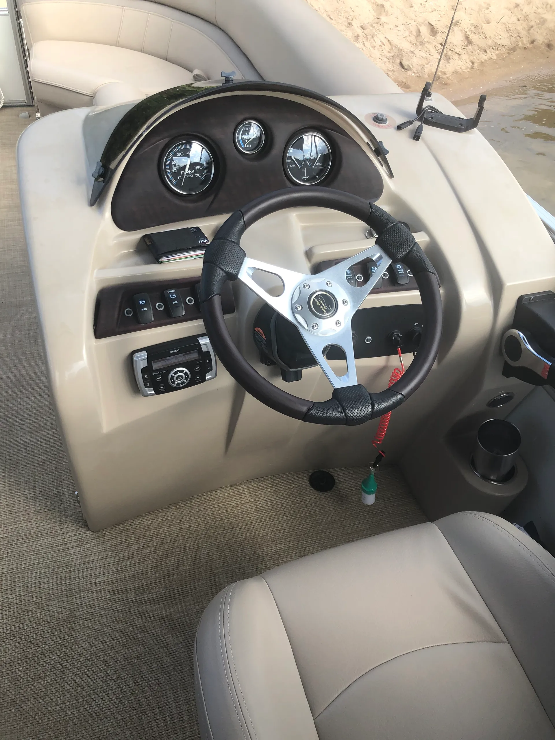 South Bay Pontoons 722CR TT Tri-Tube in Fort Lauderdale, FL — photo 4