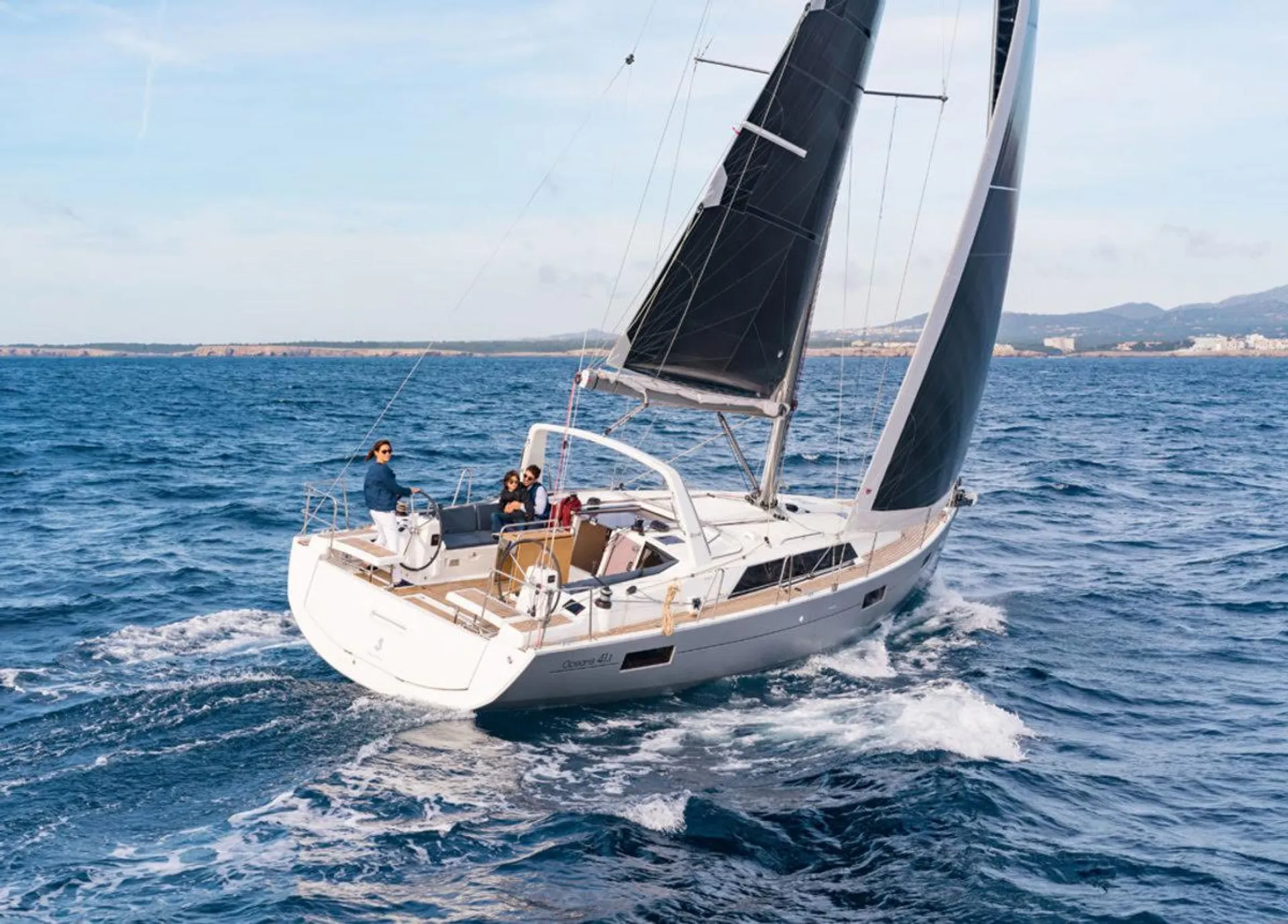 Beneteau USA Oceanis 41 in San Diego, CA — photo 2