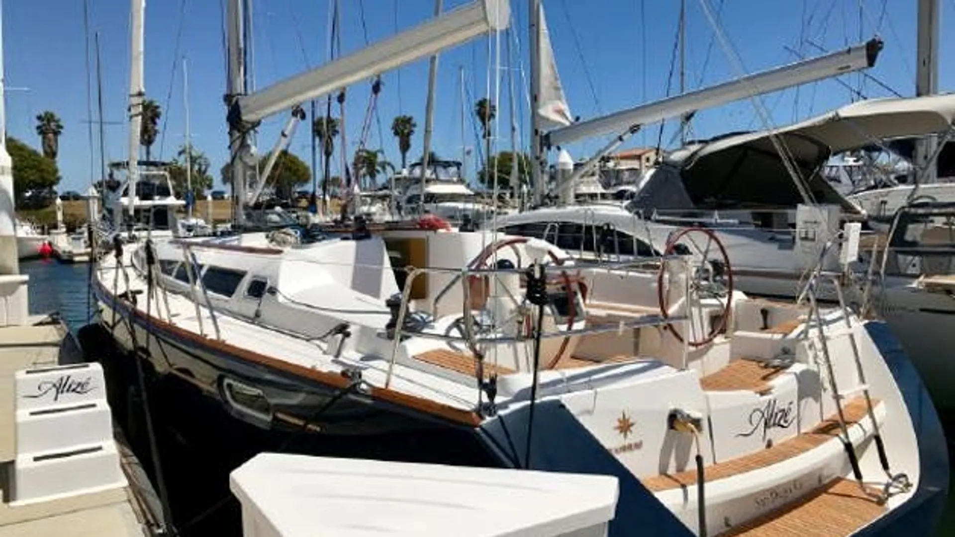 Jeanneau Sailboats Sun Odyssey 42i in San Diego, CA — photo 2