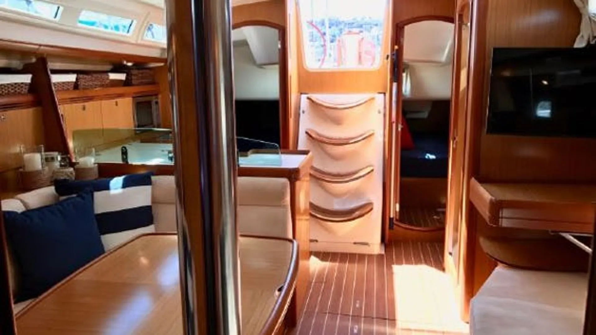 Jeanneau Sailboats Sun Odyssey 42i in San Diego, CA — photo 5