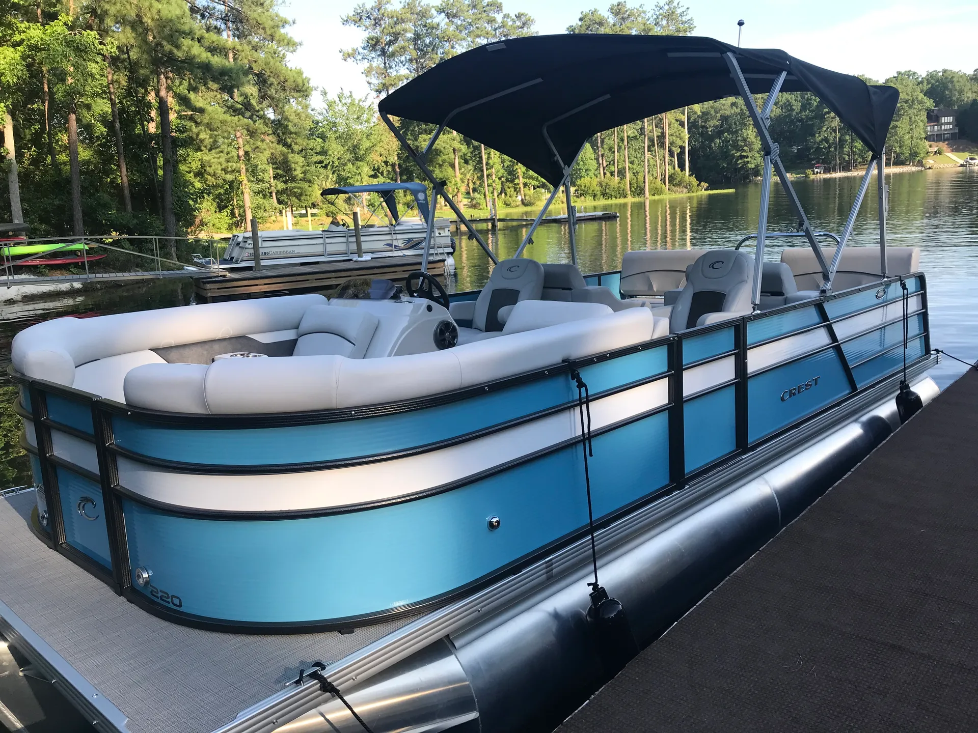 Crest Pontoons  I 220 SLRC in Chapin, SC — photo 6