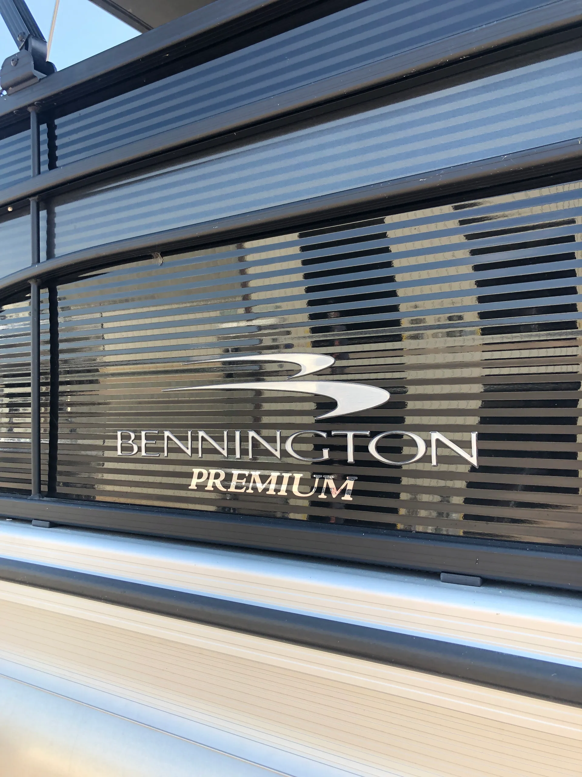 Bennington Marine 22ssbx in Winchester, TN — photo 4