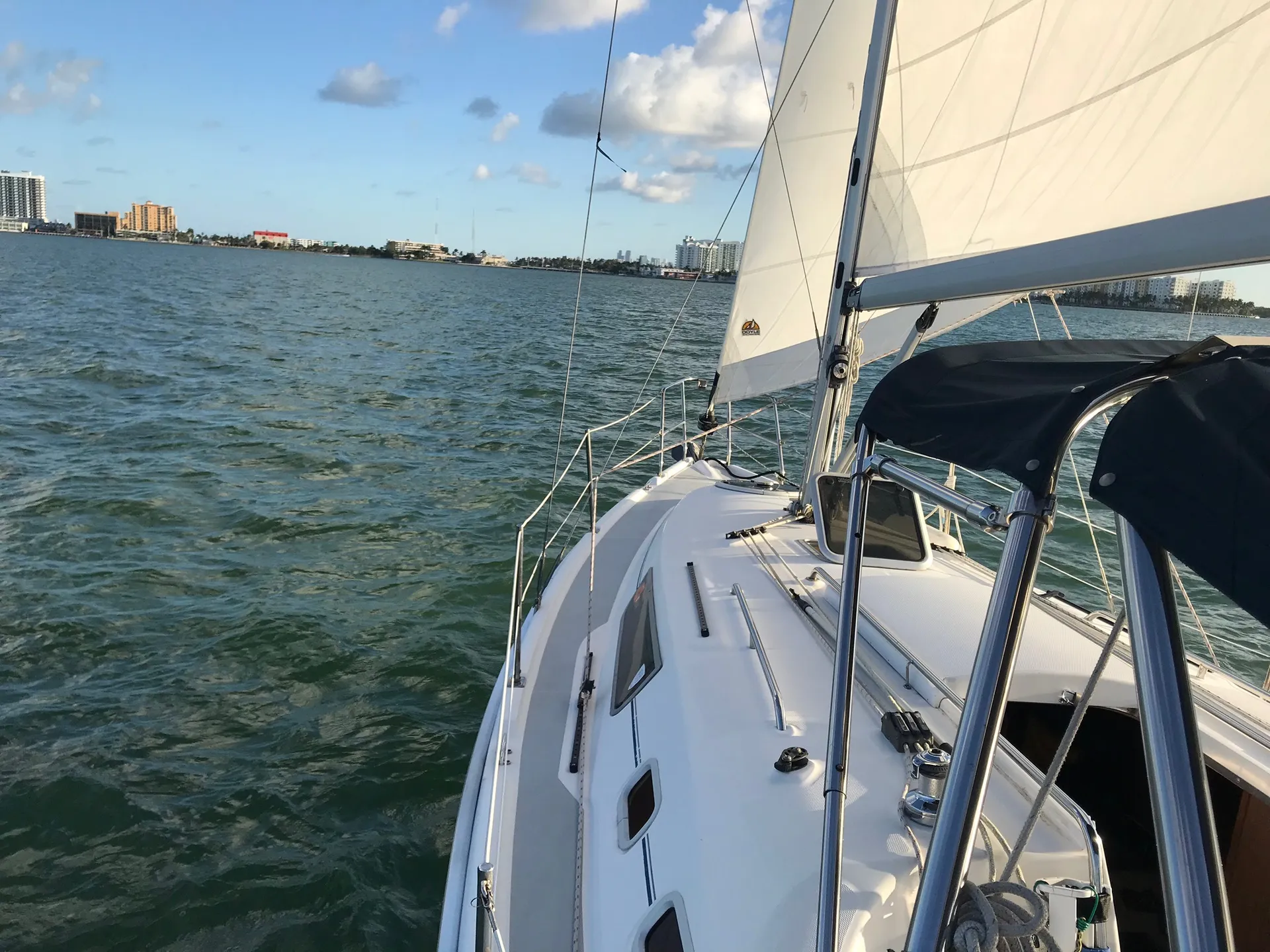 Hunter 31 in Miami, FL — photo 7