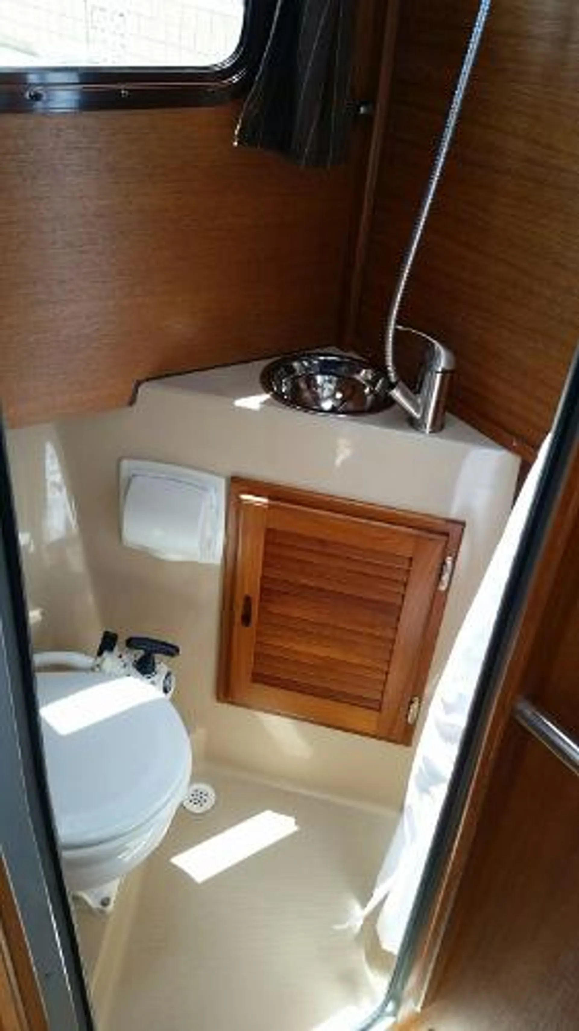 Ranger Tugs (WA) Ranger R25SC in Long Beach, CA — photo 6