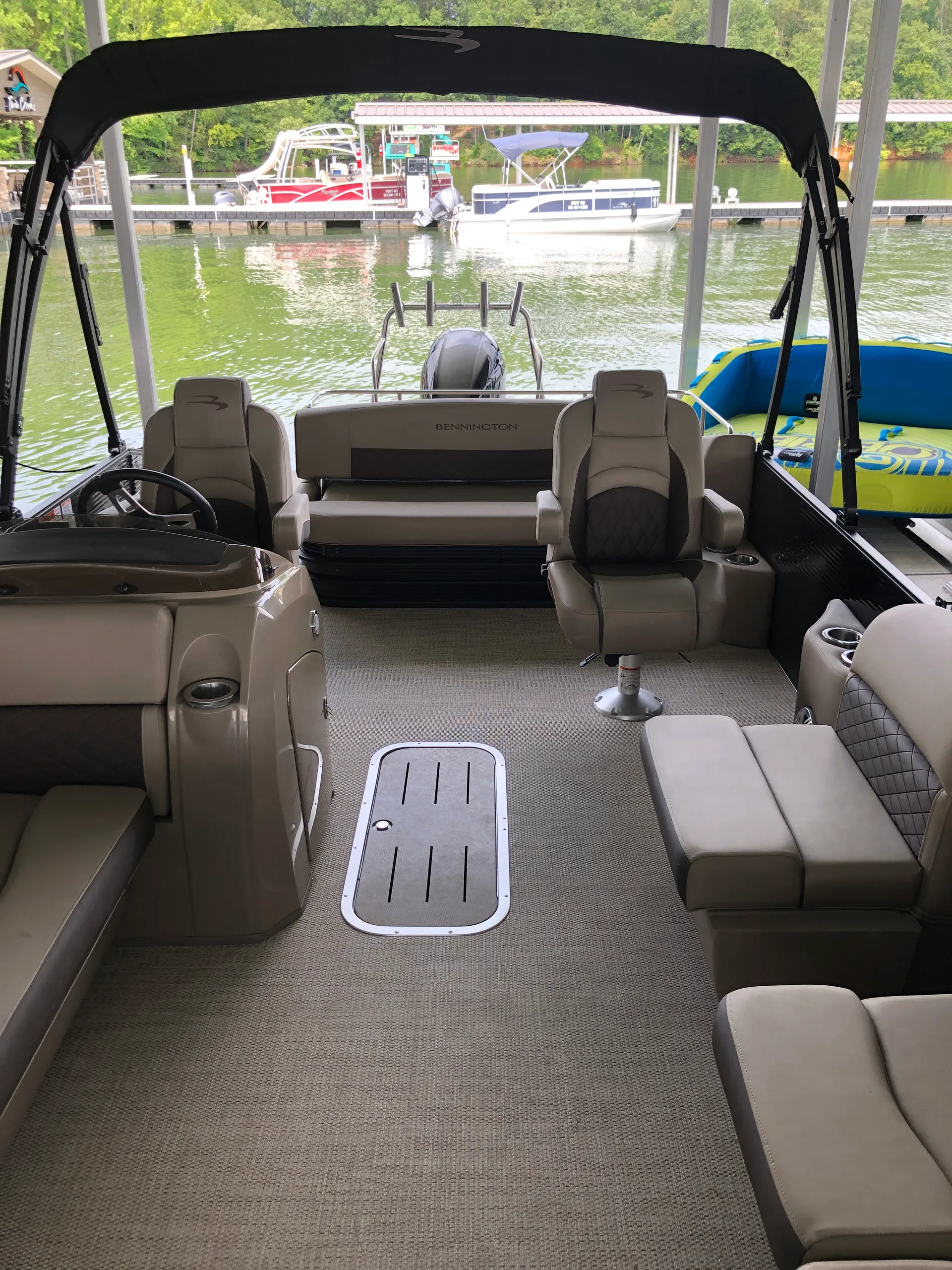 Bennington Marine 22ssbx in Winchester, TN — photo 9