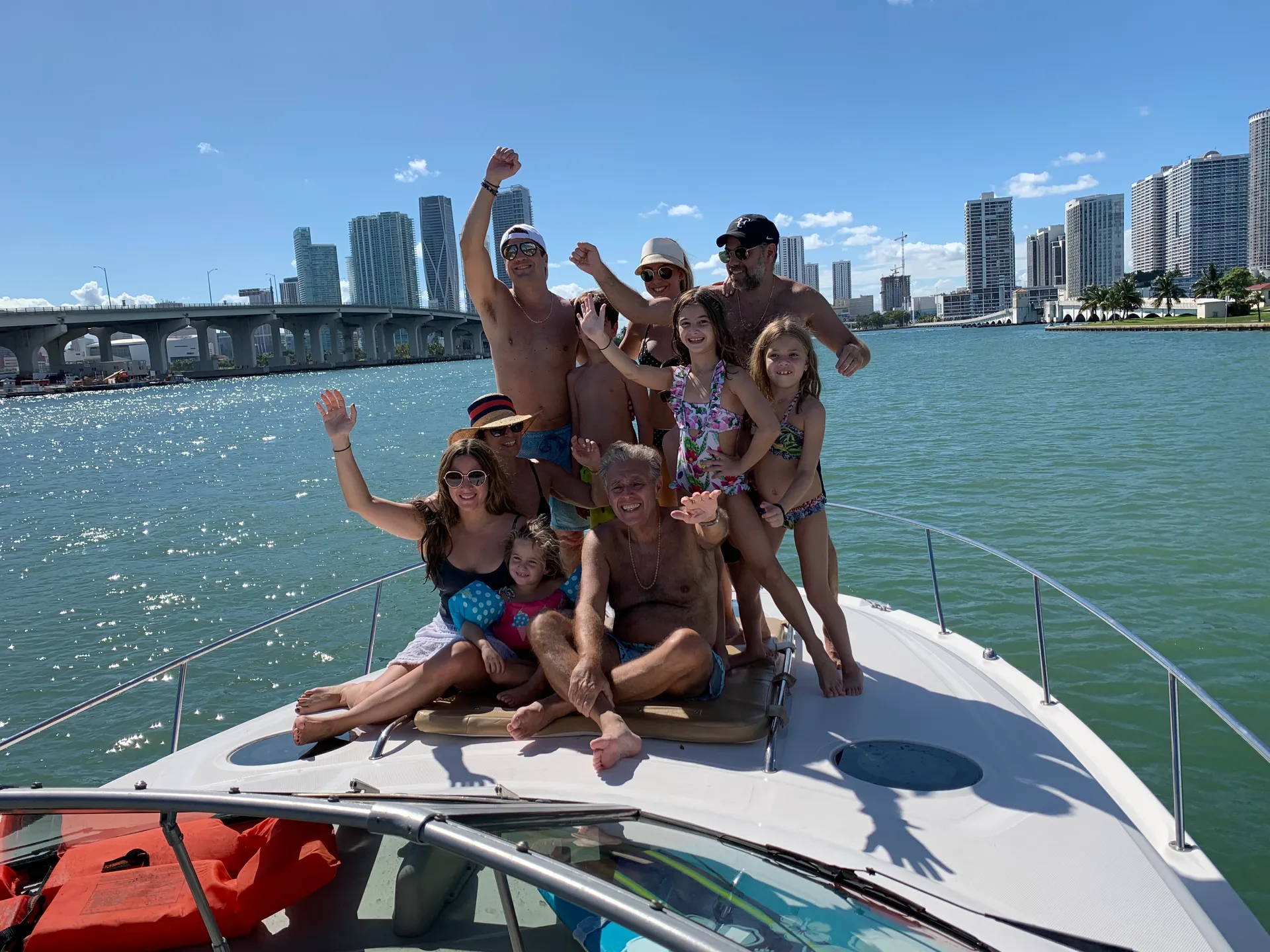 Sea Ray Boats 360 Sundancer in Miami, FL — photo 4