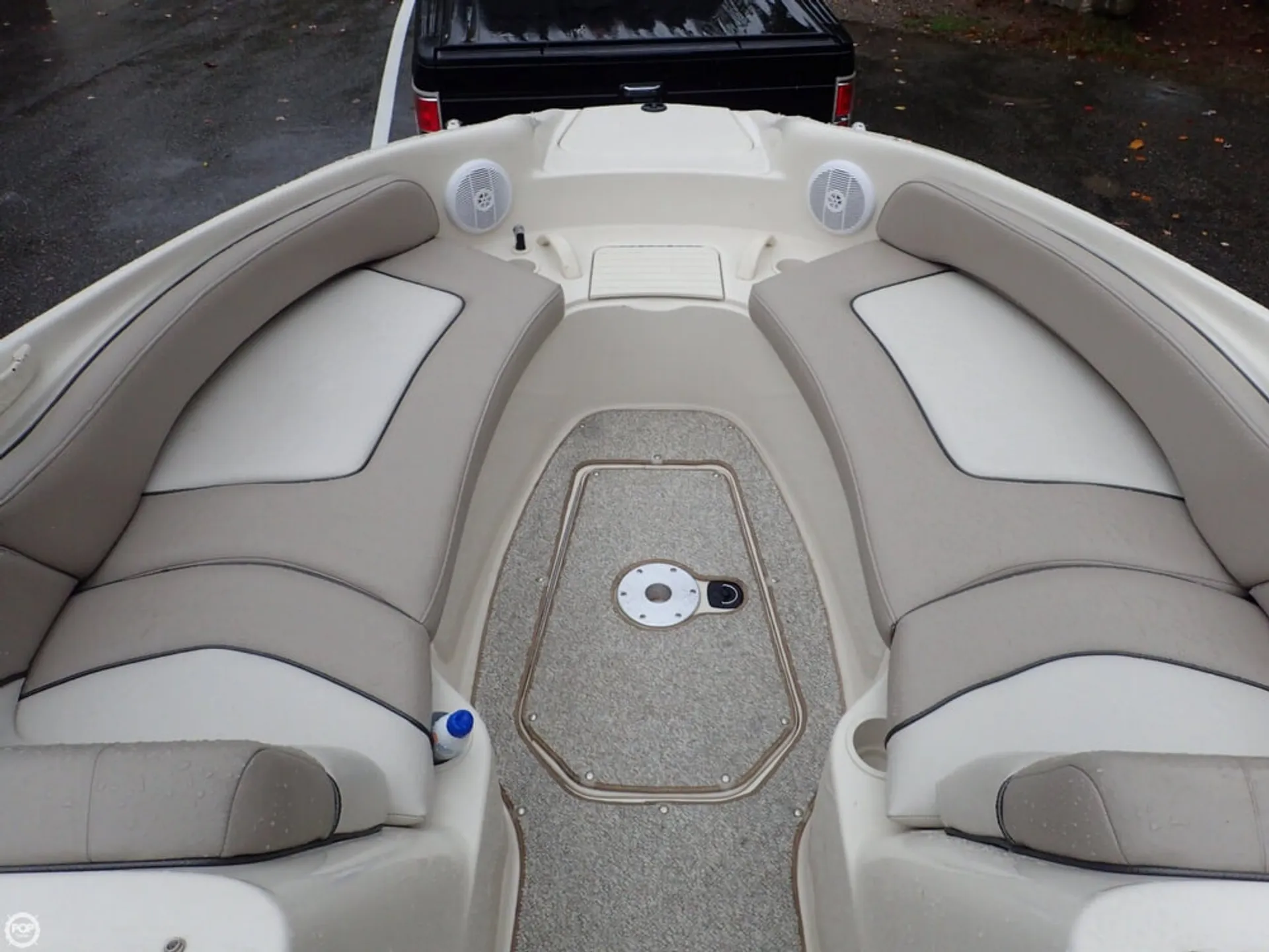 Sea Ray Boats 240 Sundeck in Fort Lauderdale, FL — photo 3