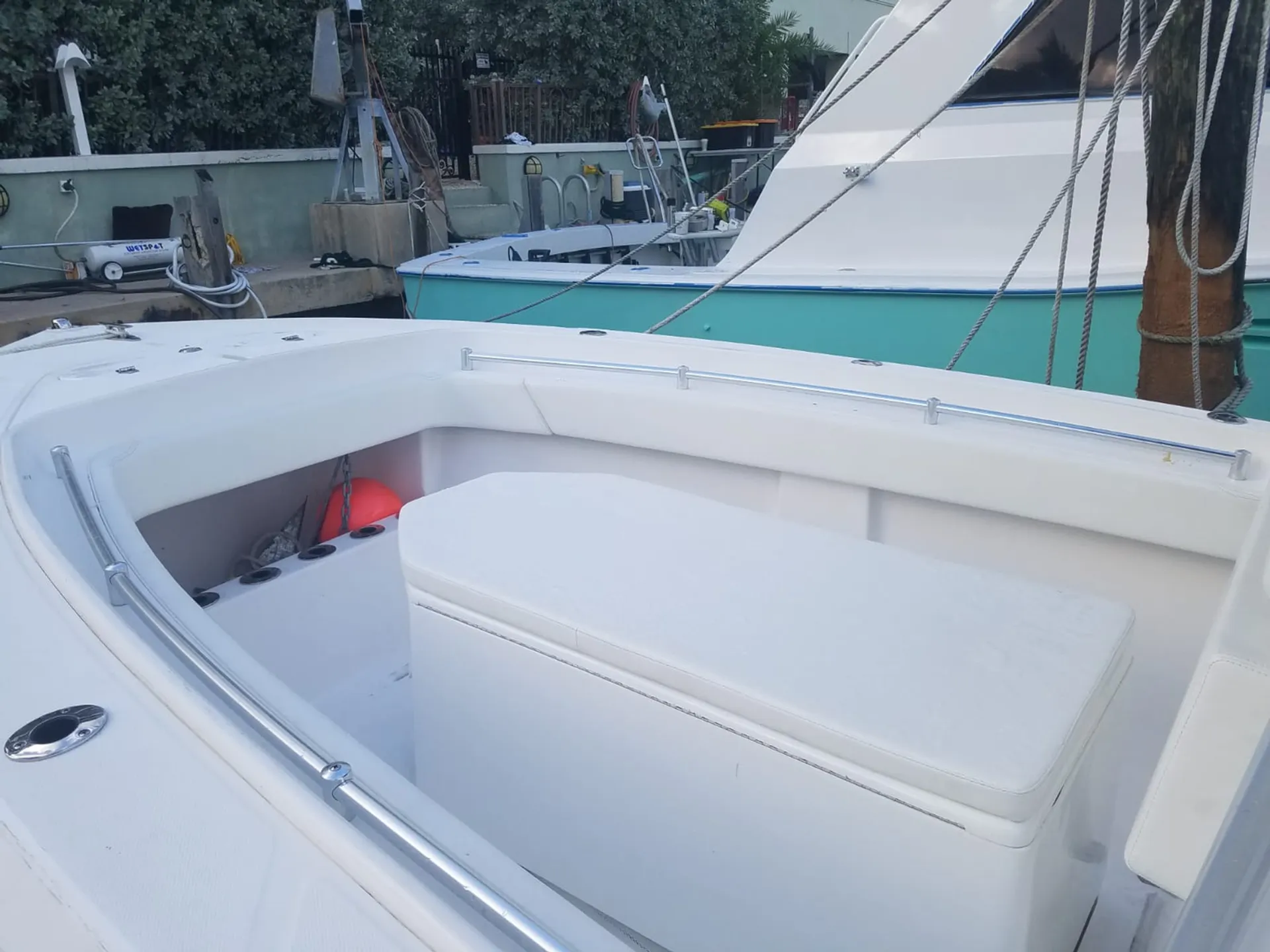 Angler Boats 2600CC w/2-200HP in Islamorada, FL — photo 4