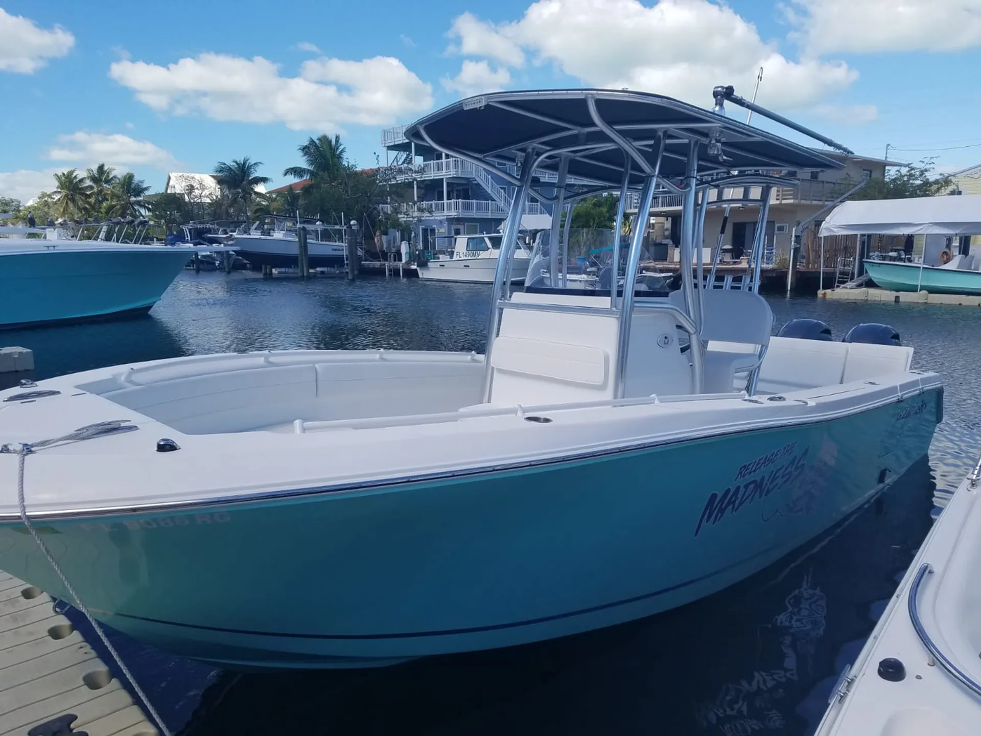 Release Boats 301RX in Islamorada, FL — photo 3