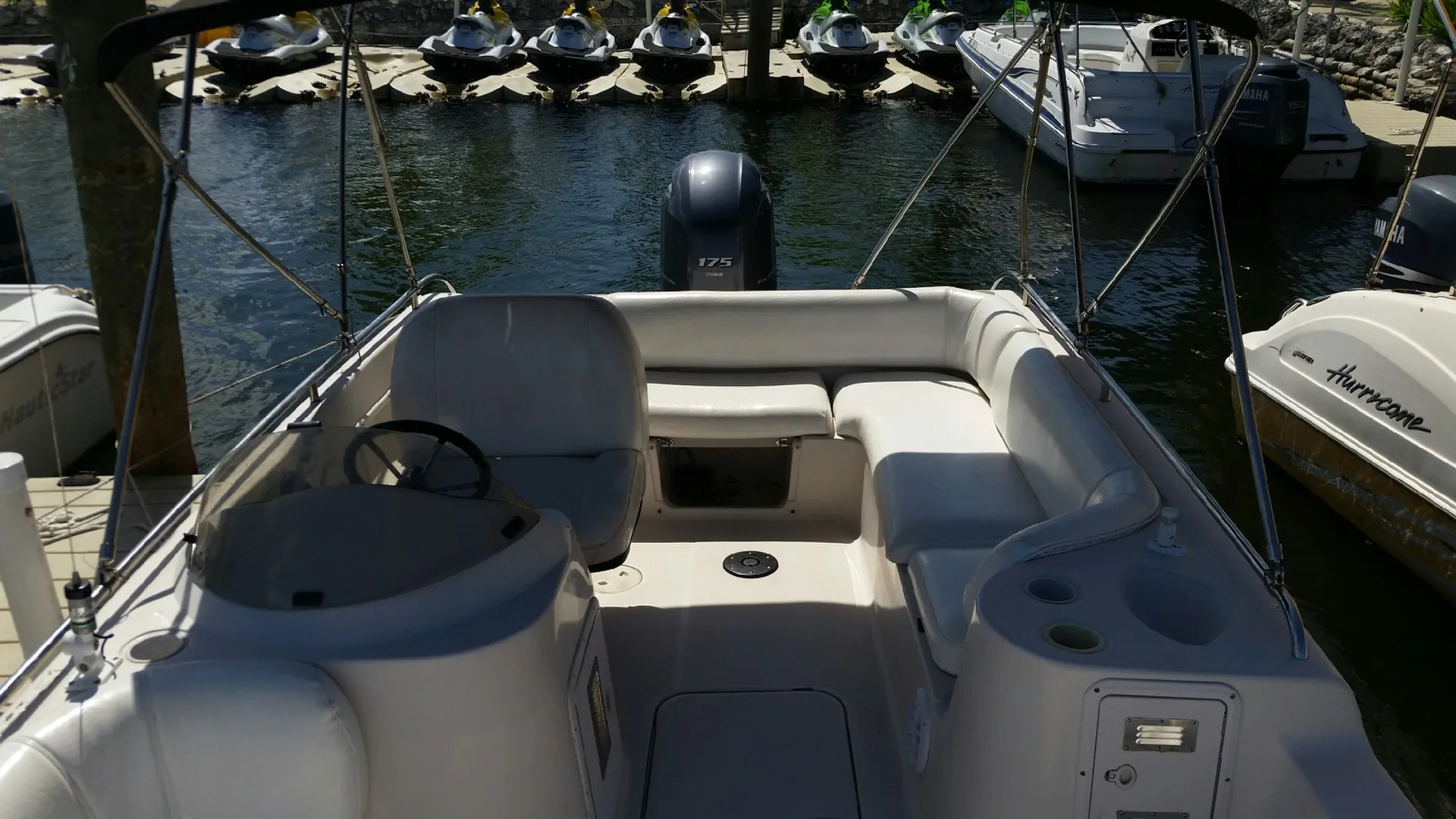 Hurricane Boats SD 2000 in Islamorada, FL — photo 2
