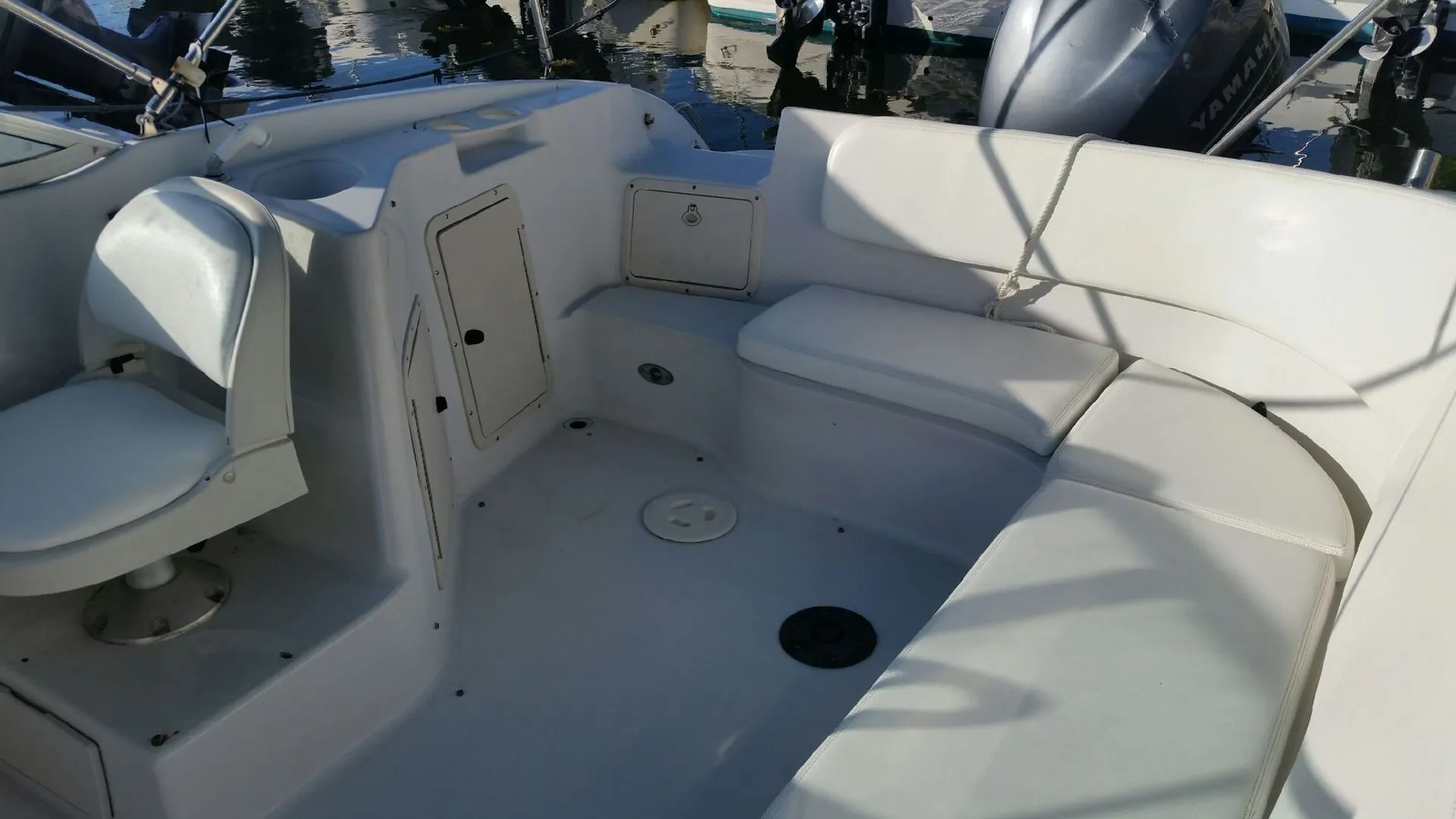 Hurricane Boats SD 2400 in Islamorada, FL — photo 4