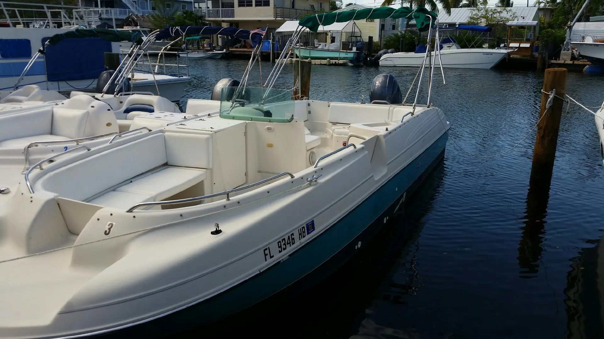 Bayliner 265 Cruiser in Islamorada, FL — photo 3