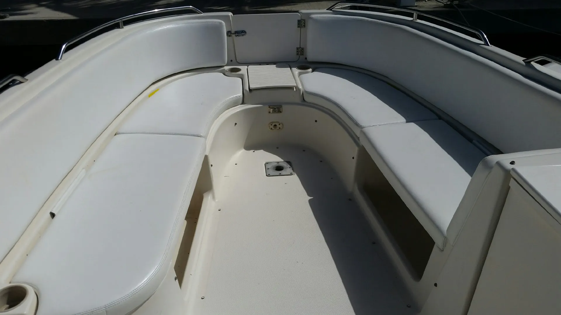 Bayliner 265 Cruiser in Islamorada, FL — photo 5