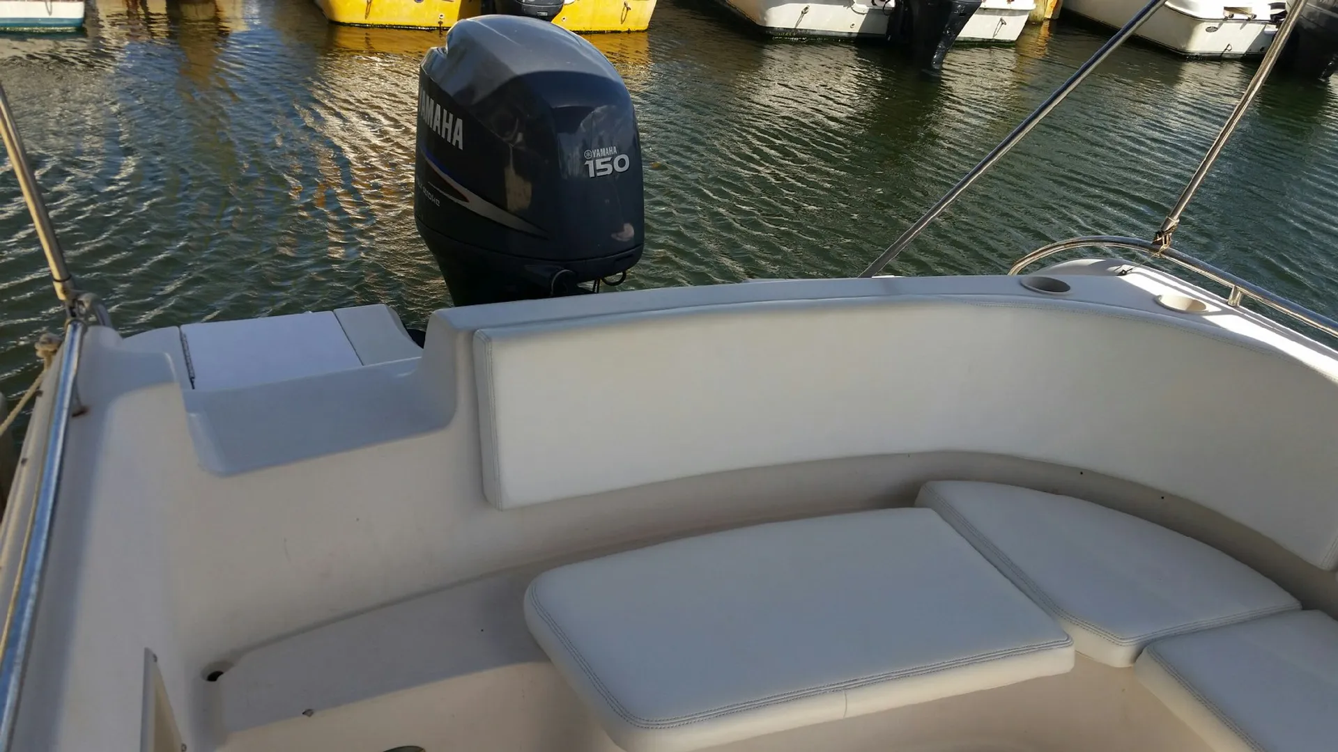 Hurricane Boats SD 2200 IO in Islamorada, FL — photo 5