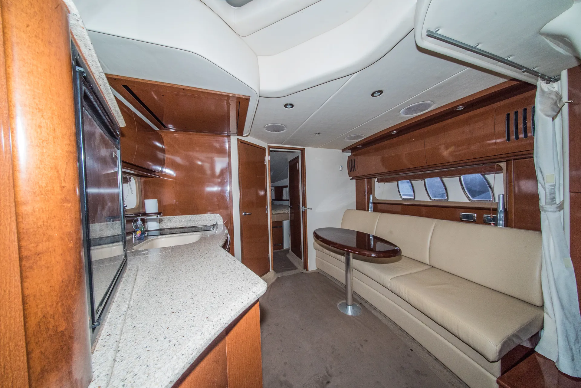 Sea Ray Boats 370 Sundancer w/Axius in Miami, FL — photo 6