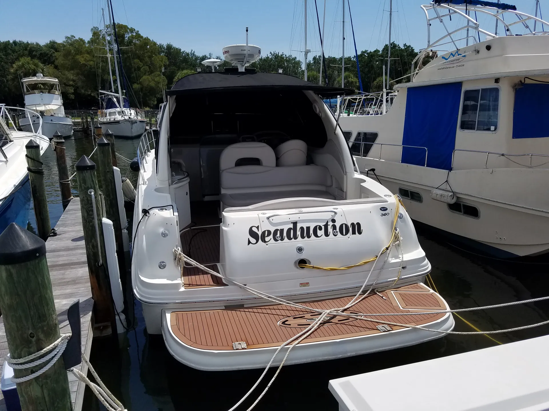 Sea Ray Boats 360 Sundancer in Gulfport, FL — photo 2