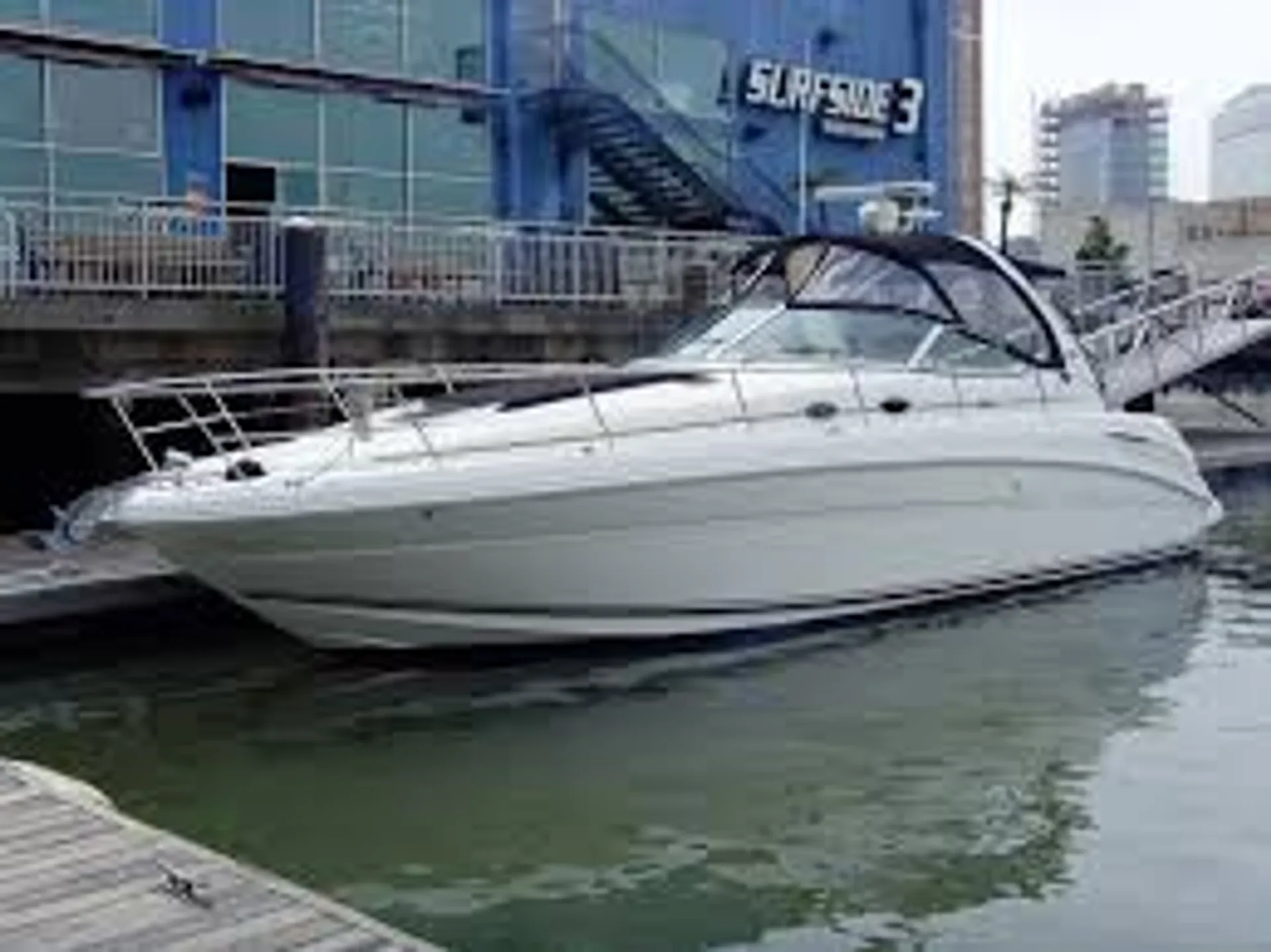 Sea Ray Boats 360 Sundancer in Gulfport, FL — photo 3