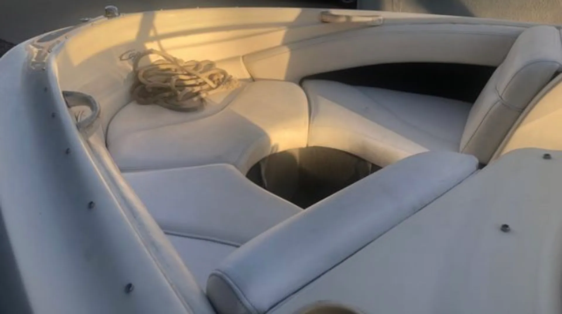 Bayliner 2050 Capri LS  in San Diego, CA — photo 3