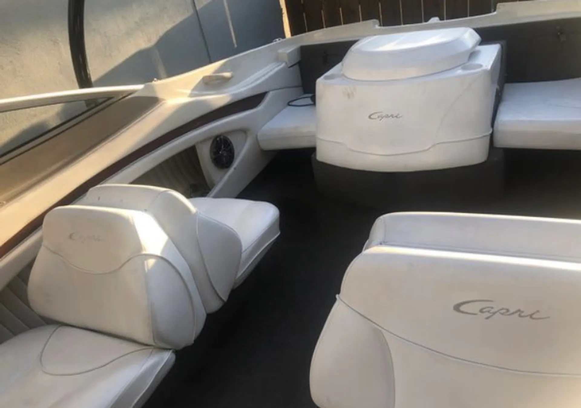 Bayliner 2050 Capri LS  in San Diego, CA — photo 4