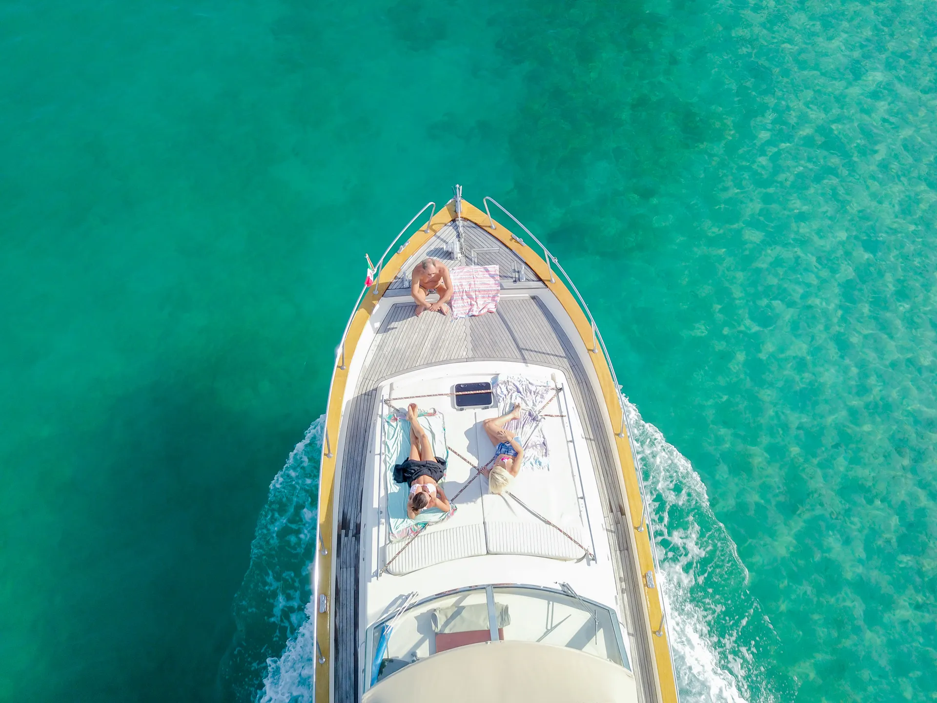 Other cabinato 11 in Miami, FL — photo 5