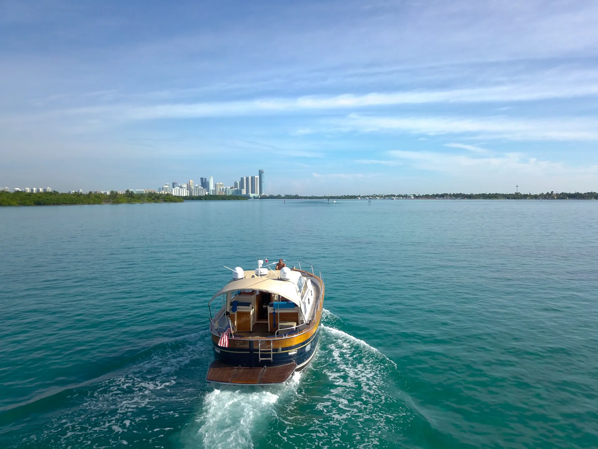 Other cabinato 11 in Miami, FL — photo 3